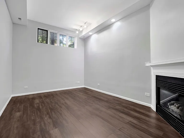 1431 N Cleaver St #G — Photo 6