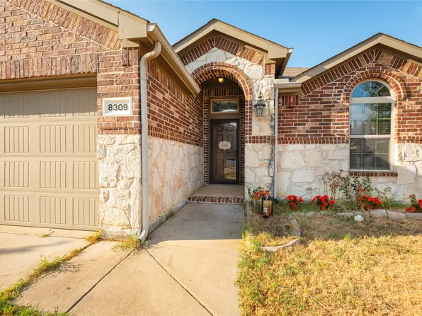 8309 Black Hills Trl, Aubrey, TX 76227