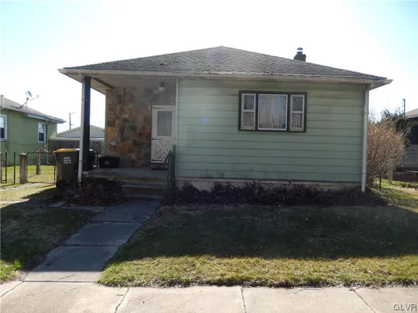 2754 Levans Rd, Coplay, PA 18037