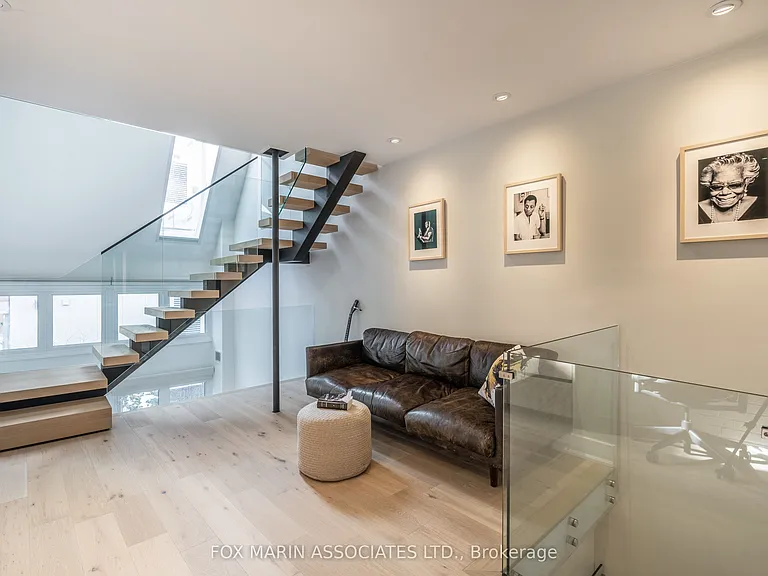 61 McGill St — Photo 19