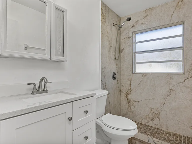 2474 Rouse Rd — Photo 9