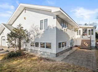 4 Spartan Cir, Stoneham, MA 02180