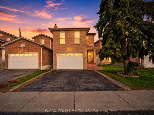 211 Wexford Rd, Brampton, ON L6Z 2R2