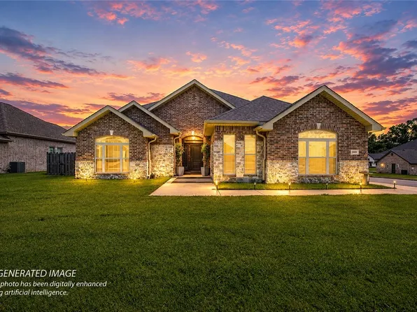 2400 Graham Ln, Pea Ridge, AR 72751