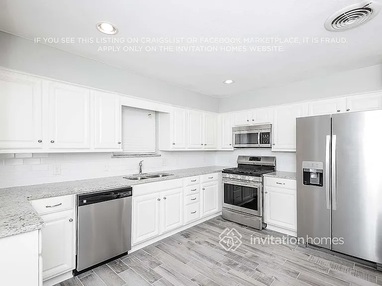 8514 Sweetwater Dr — Photo 9