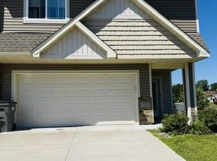 25592 5th St W, Zimmerman, MN 55398