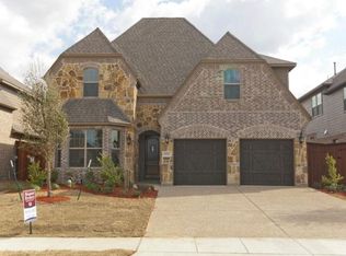 8240 Oakwood Dr, Plano, TX 75024