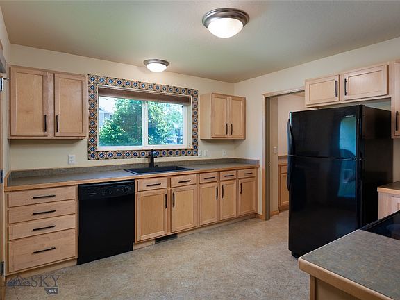 5th image of 2950 Warbler Way APT C