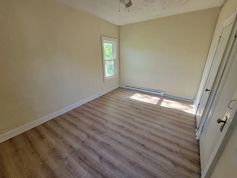 848 Linn Dr #1 — Photo 1