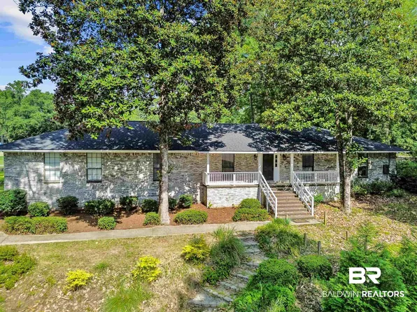 102 Worchester Dr, Daphne, AL 36526
