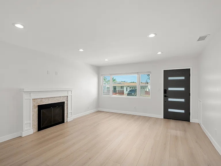 4211 Appleton St — Photo 4