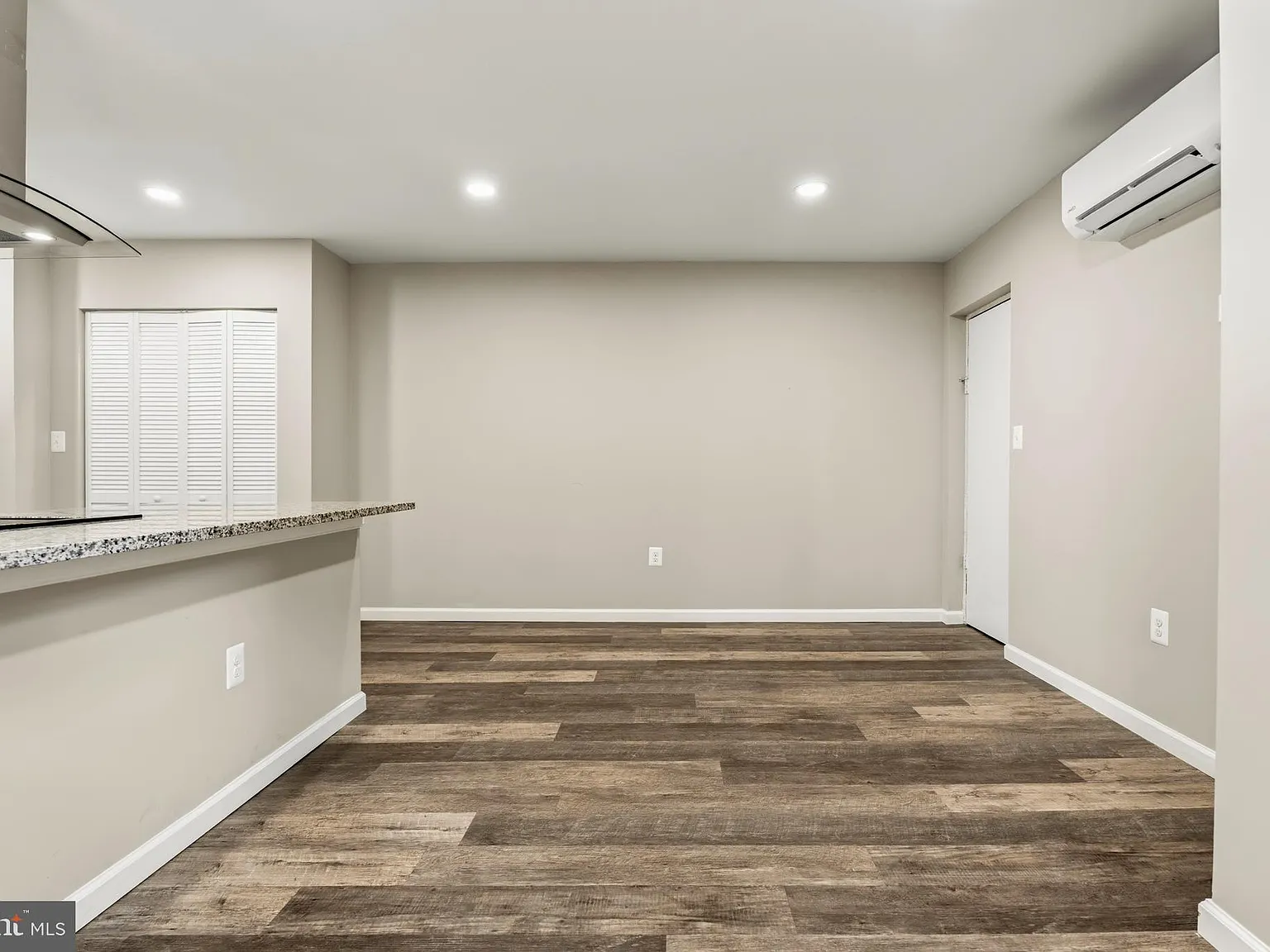 1 bed, 600 sqft, $1,499 — Photo 4