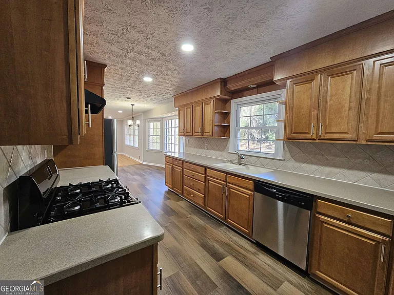 683 Ginger Cake Rd — Photo 29
