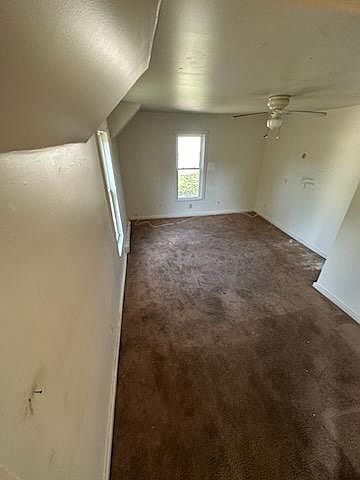 2nd image of 239U McKinley Ave
