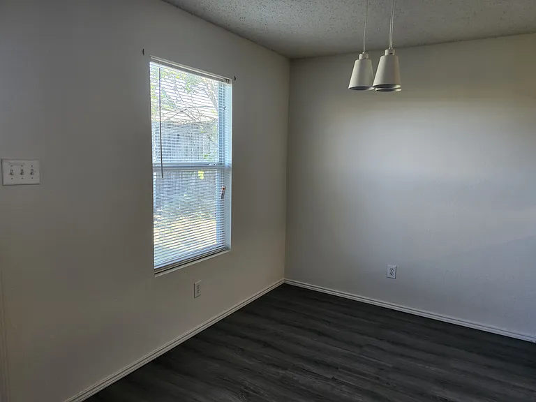 5100 Waterford Dr — Photo 27