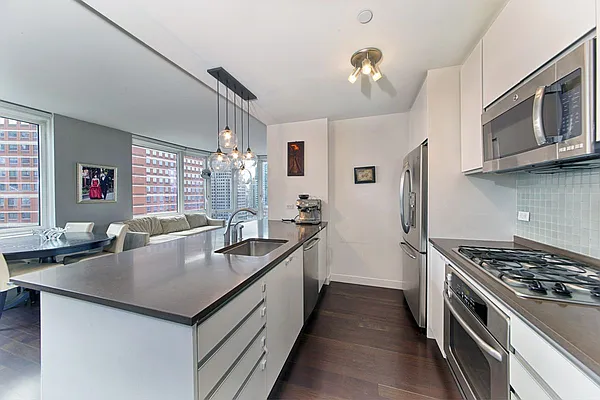 Sold by Home Ambassadors | media 16