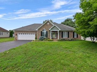 511 Greenridge Dr, Bowling Green, KY