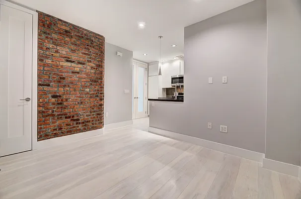 Rented by REAL New York | media 9