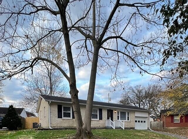 1st image of 210 Habersham Ct