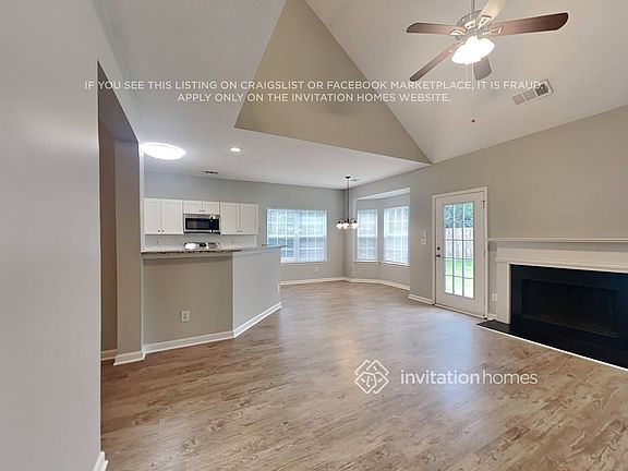 5th image of 2125 Beckenham Pl