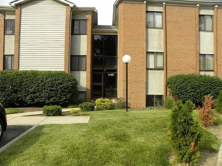 1st image of 1792 Cherokee Dr