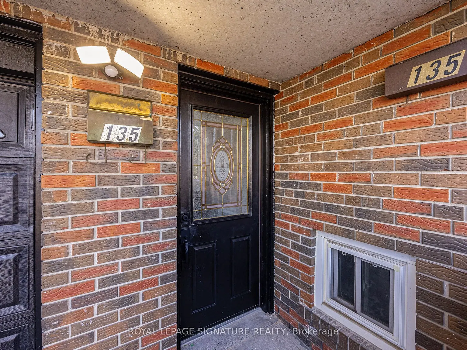 2 bed, $2,390 — Photo 3