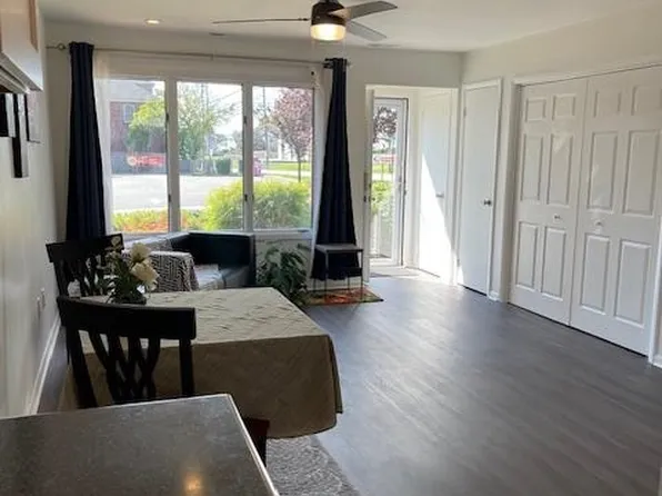 190 Charles Street image 5 of 22