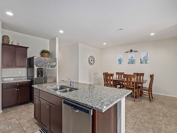 4th image of 4714 W ORANGE Avenue