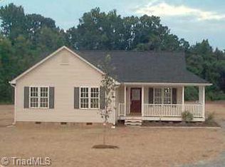 421 Jackson St, Mebane, NC 27302