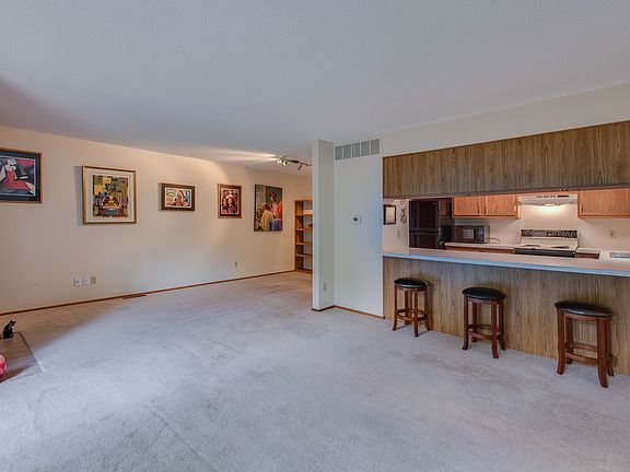 5th image of 517 Morningside Dr