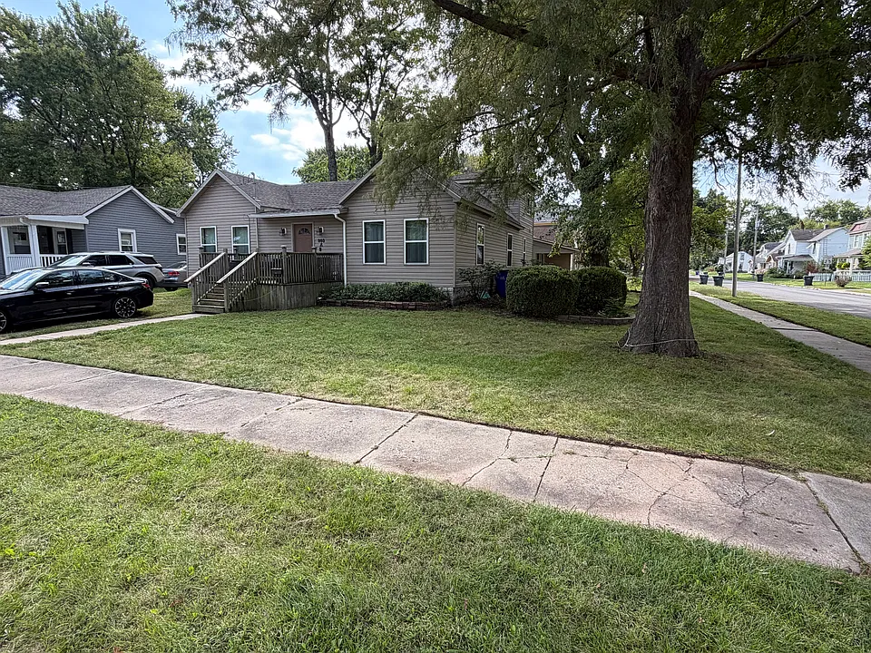 View of the house with the corner lot