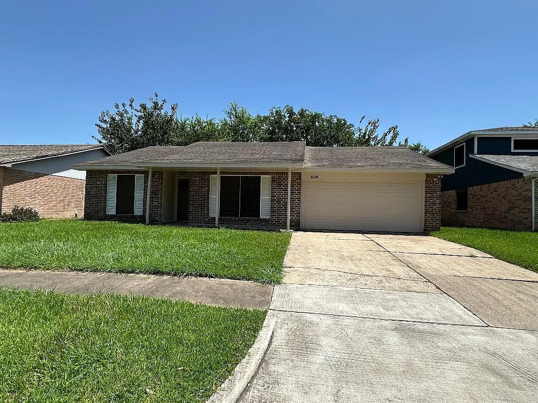 3 bed, 2.0 bath, 1659 sqft, $1,850 — Photo 1