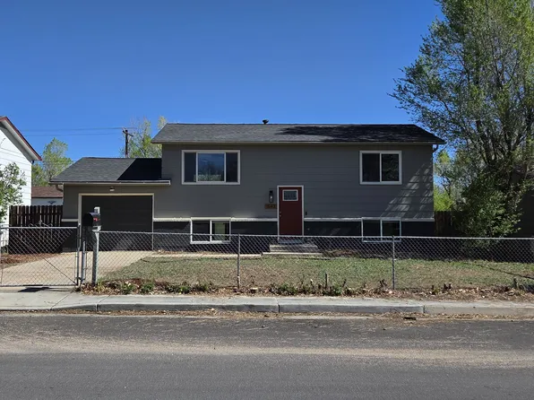 1643 Maxwell St, Colorado Springs, CO 80906