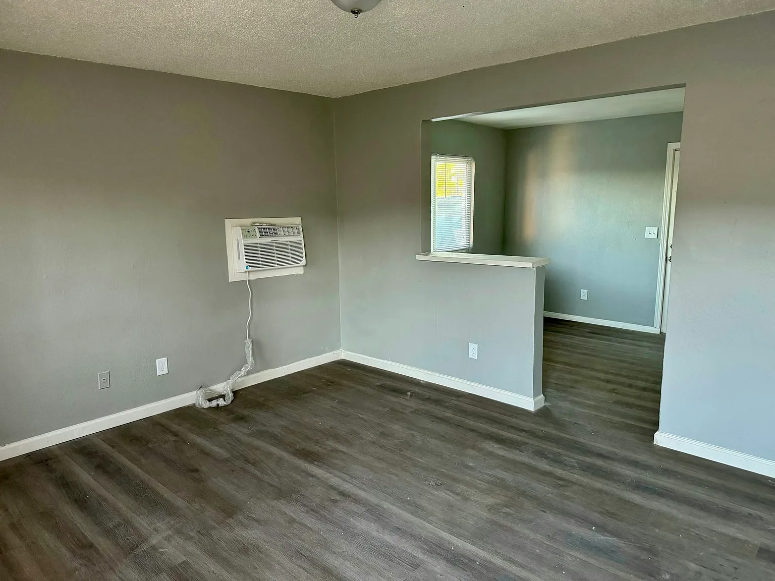 1521 East Barbour Street, Unit C — Photo 4