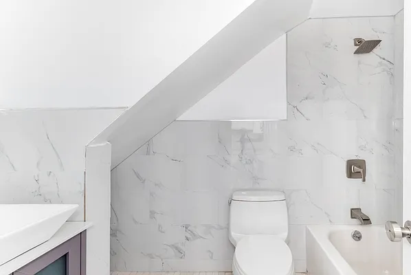 Rented by Douglas Elliman | media 22