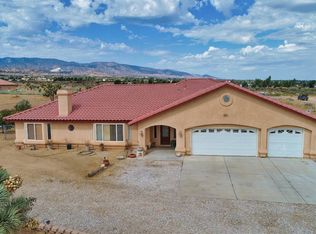 9370 Smith Rd, Phelan, CA 92371