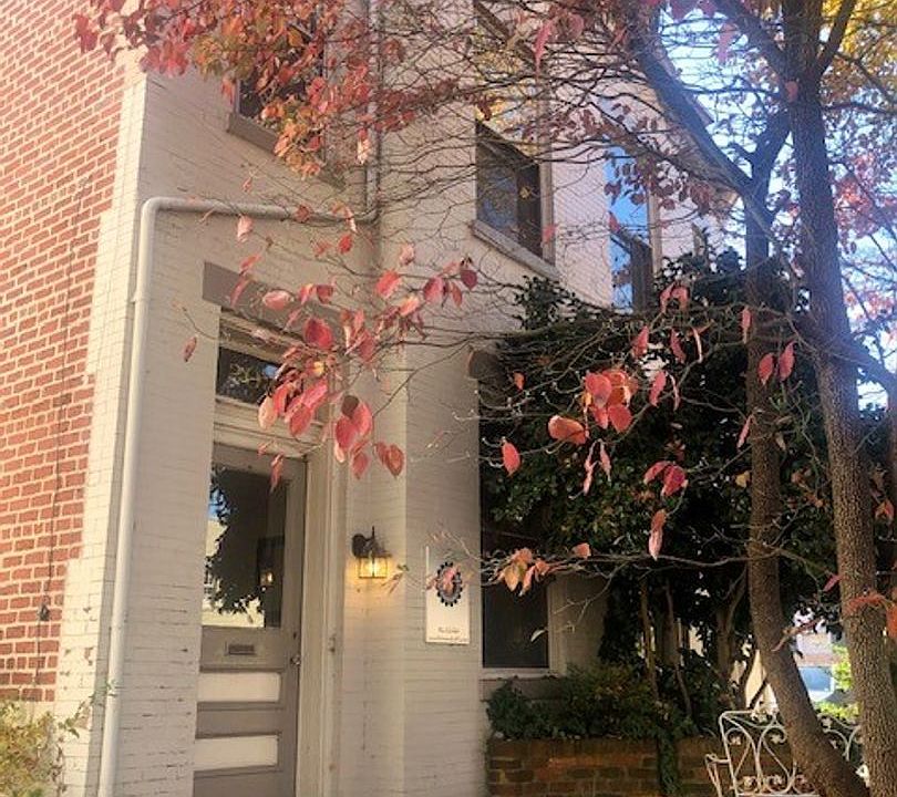 1st image of 203 N Allen Ave #2