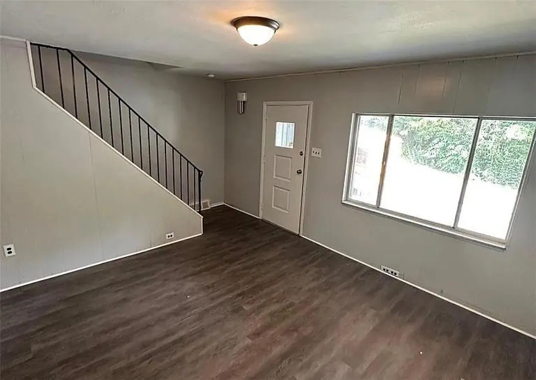 3 bed, 1144 sqft, $1,500 — Photo 3