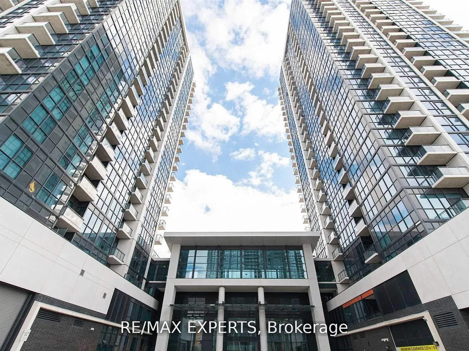 2 bed, $2,850 — Photo 3