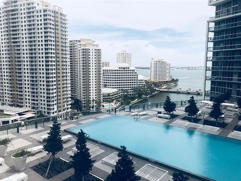 Icon Brickell Tower 1 — Photo 2