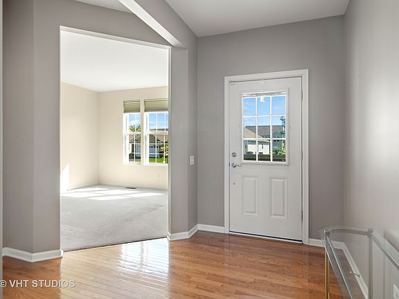 2nd image of 3121 Rockwell Cir