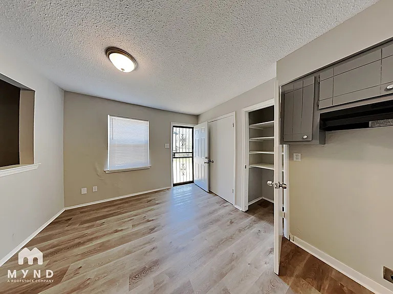 3763 Rainford Dr — Photo 6