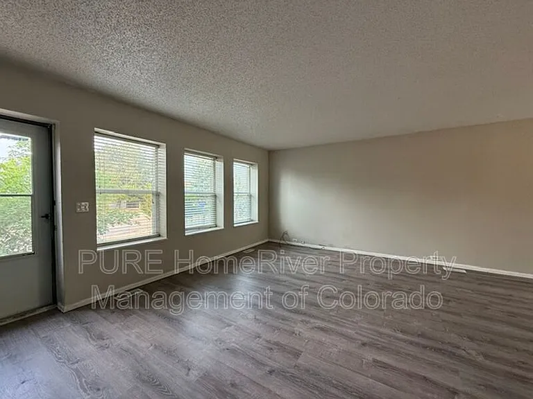 7140 Poteae Dr — Photo 3
