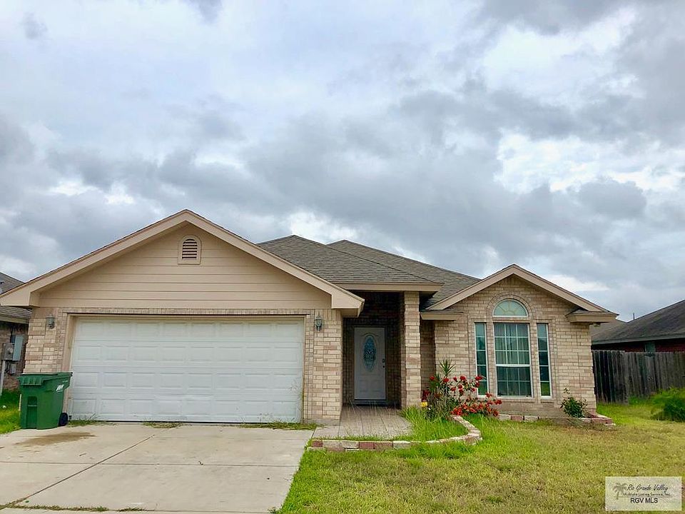 1st image of 2653 Windsor Pl
