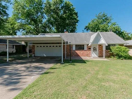 5519 Harvard Dr — Photo 1