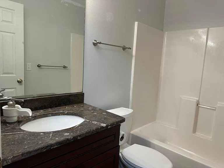 710 Morningside Dr — Photo 9