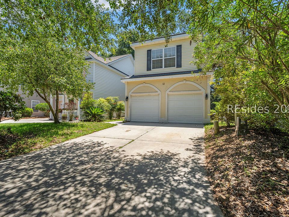 1st image of 12 Gold Oak Dr