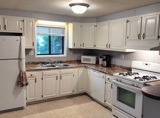 967 Lookout Dr, Glenrock, WY 82637
