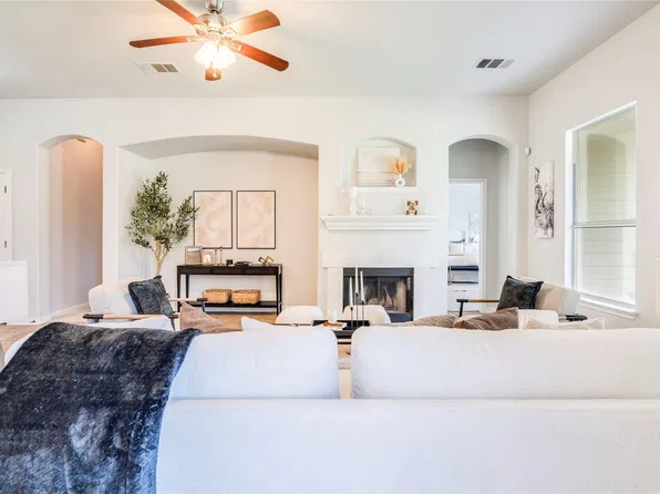 813 Kingston Lacy Blvd, Pflugerville, TX 78660