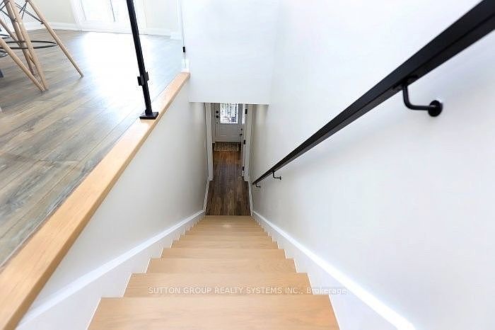 2nd image of 201 Medland St #B